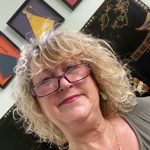 Meet your Posher, Joan